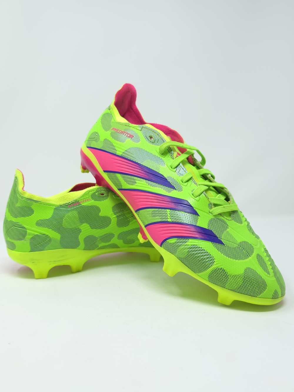 Adidas Predator - LEAGUE FG - Soccer Cleats Solar Green Women's 8.5 (7 Men's)